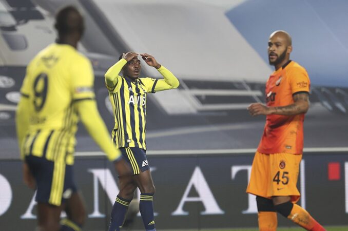 Kadıköy’de Galatasaray derbide Fenerbahçe’yi