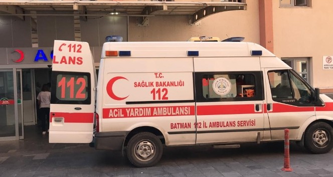 Batman’da karın ağrısı şikayeti ile hastaneye başvuran 24 yaşındaki bir