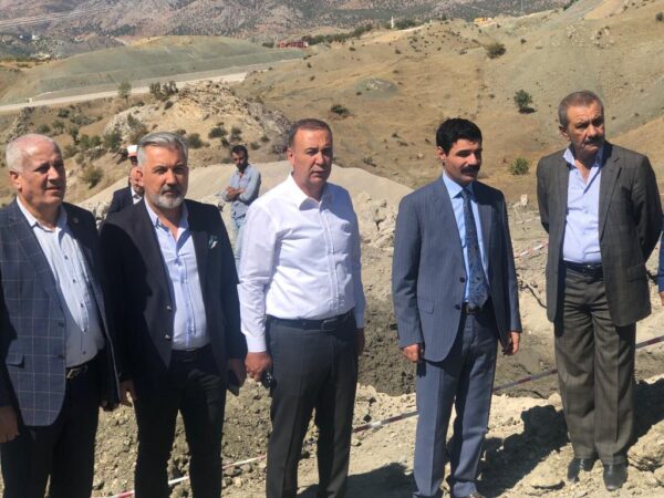 Baykana bağlı köylerin sorunları yerinde tespit edilmeye çalışıldı. AK Parti