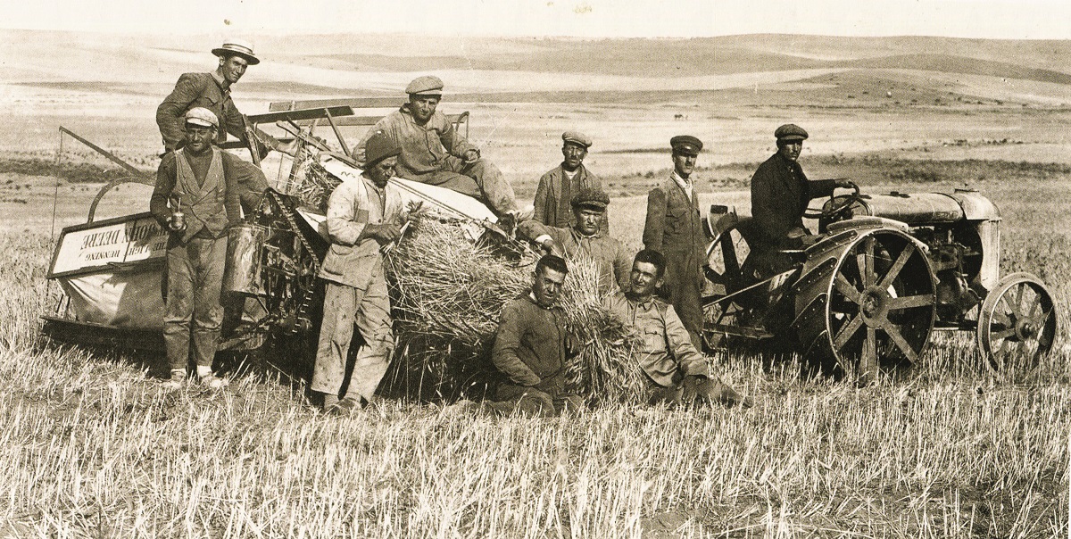 Siirt’te Cumhuriyet Döneminde Tarım Cumhuriyet dönemiyle birlikte ülkenin sosyo-ekonomik imkânlarının tespiti ve geliştirilmesi için