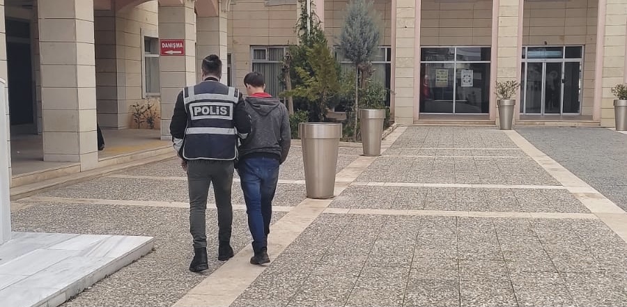Siirt’te 6 ayrı  hırsızlık suçu işleyen çocuk çıkarıldığı mahkemece tutuklanarak