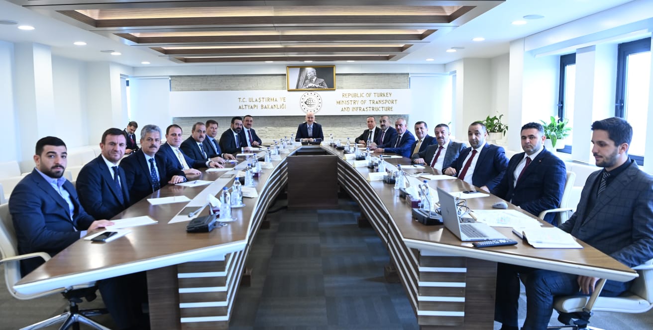 Siirt heyeti ildeki yatırımları görüşmek ve talepleri dile getirmek üzere