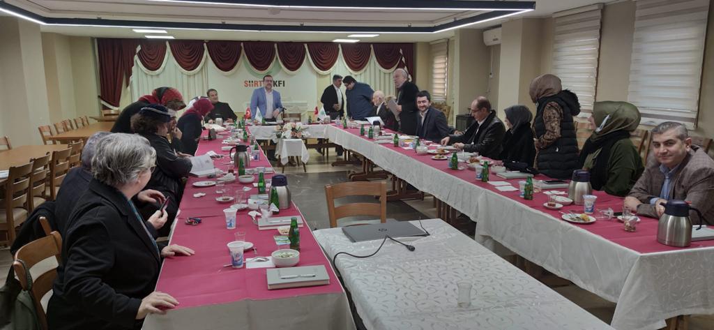 Siirtli Akademisyenler Platformu Oluşturuldu Siirtli akademisyenler platformu oluşturuldu. Siirt Eğitim Kültür ve Yardımlaşma Vakfının