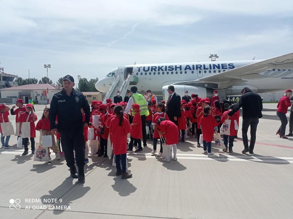 Siirt’in Baykan ilçesine bağlı Atabağı beldesinde belde belediyesi ve THY