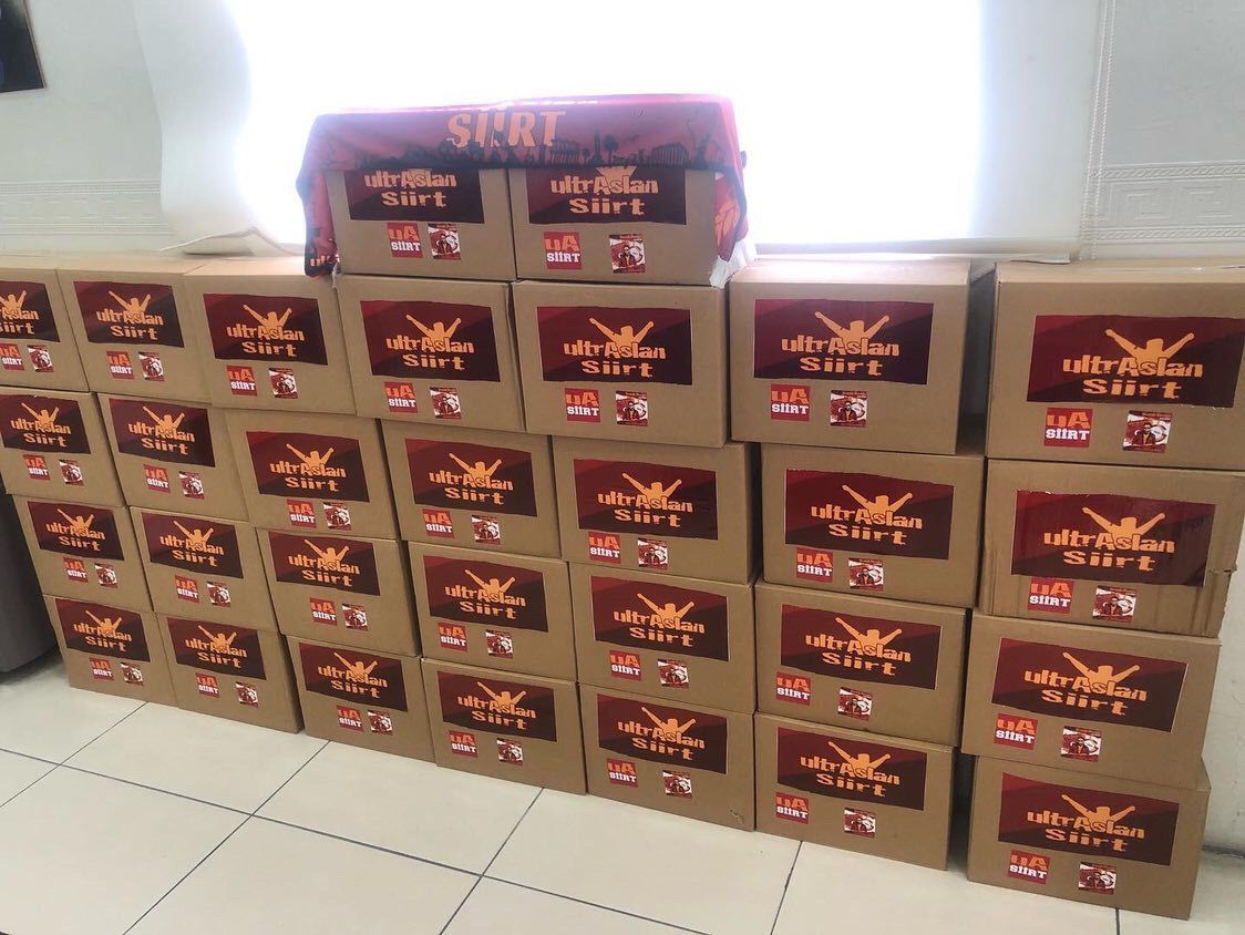 Ultraaslan taraftar grubu geleneği bozmadı. Geçmiş yıllarda Ramazan aylarında maddi