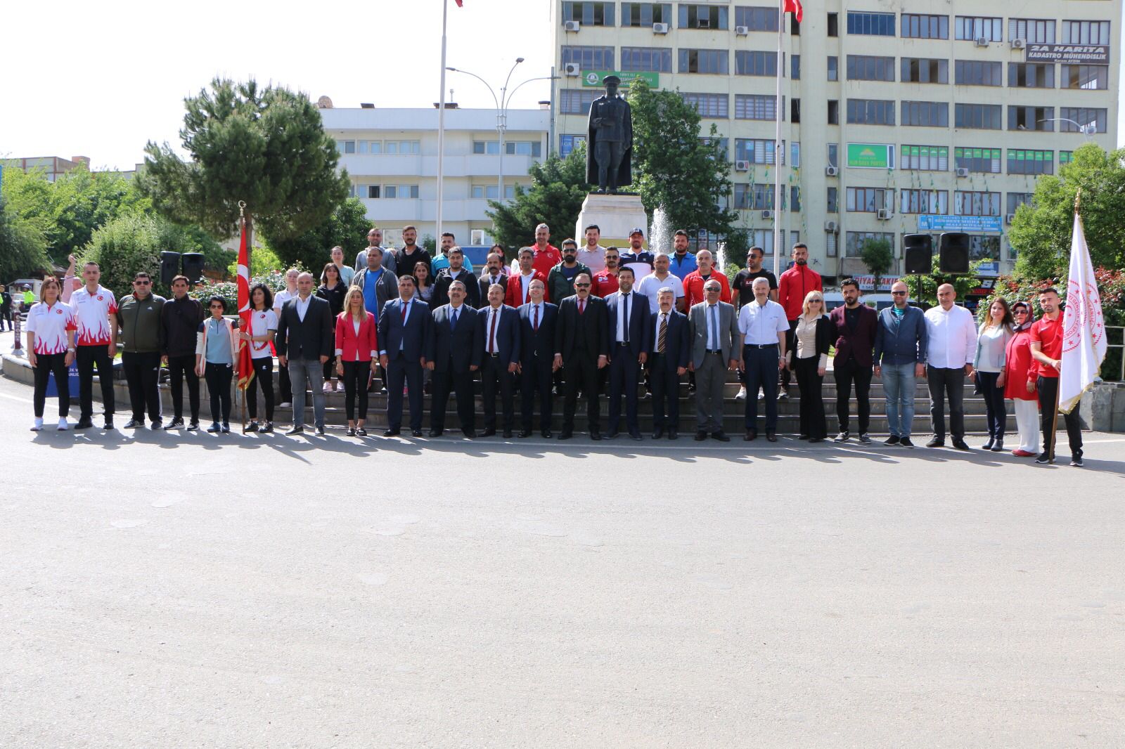 Siirt’te 19 Mayıs Atatürk’ü Anma Gençlik ve Spor Bayramı ile