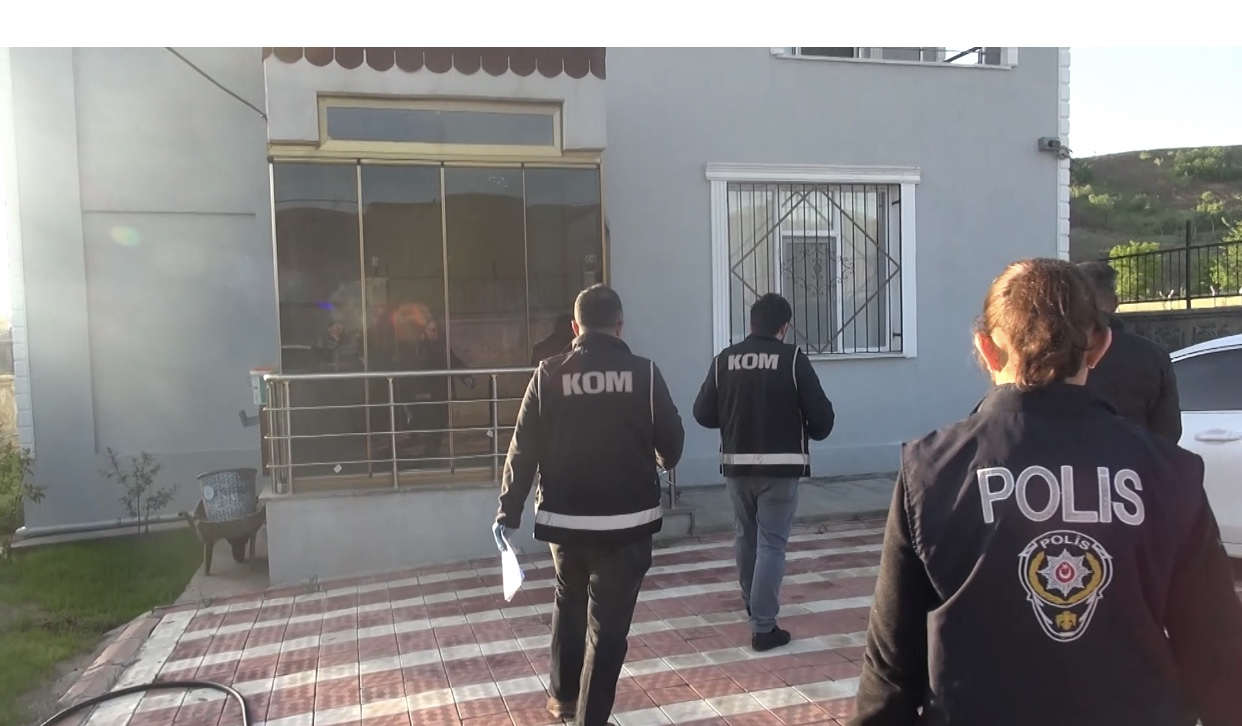 Siirt’in Kurtalan ilçesinde “yasadışı bahis oynama, oynatma, imkan sağlama, aracılık