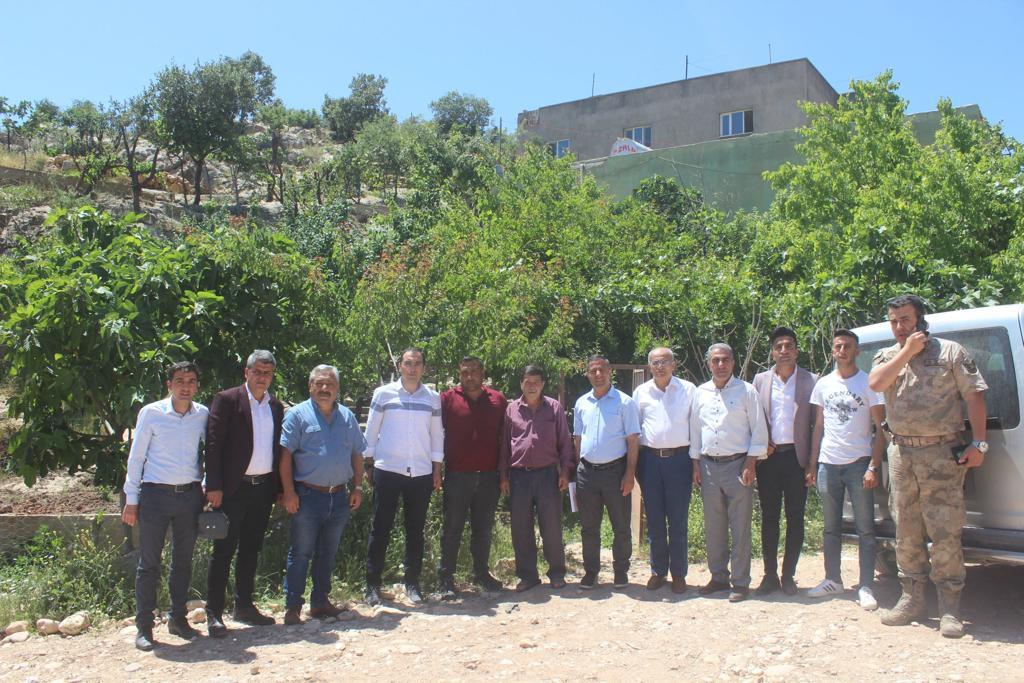 Eruh Kaymakamı Özdemir Köy Ziyaretlerini Sürdürüyor Siirt’in Eruh ilçe Kaymakamı Ömer Faruk Özdemir köyleri ziyaret ederek