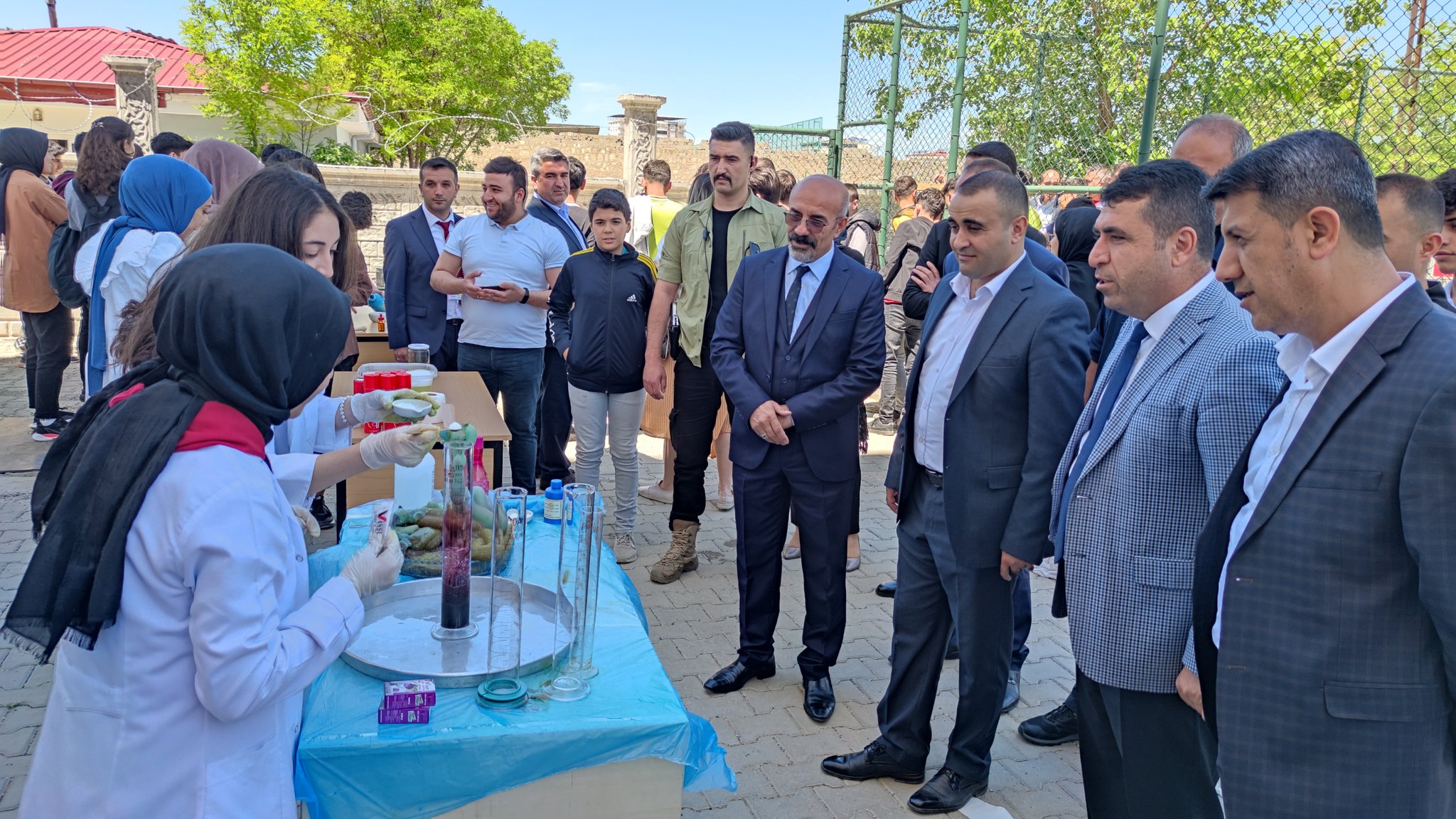 Siirt’in Kurtalan ilçesinde üçü ilçe diğeri köyde olmak üzere 4