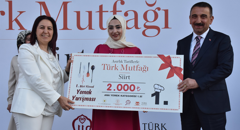 Siirt’te “Türk Mutfağı Haftası” etkinlikleri kapsamında düzenlenen yemek yarışmasının birincisi belli oldu