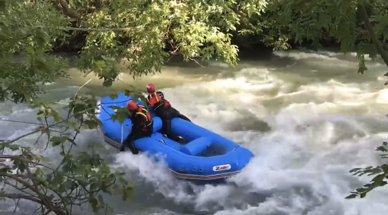 Siirt’te Müküs çayında akıntıya kapılan Eyüp Güneş’i arama çalışmaları 10’ncu gününde Siirt’in Pervari ilçesi Beğendim beldesi yakınında bulunan Müküs çayında 10