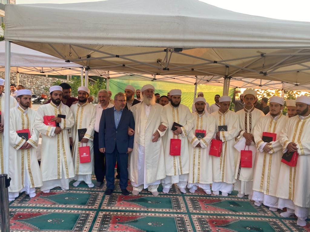 Müderrisliğini  hemşerimiz Şeyh Fadli Arıncinin yaptığı Yalova Çiftlikköydeki Arınç Kuran