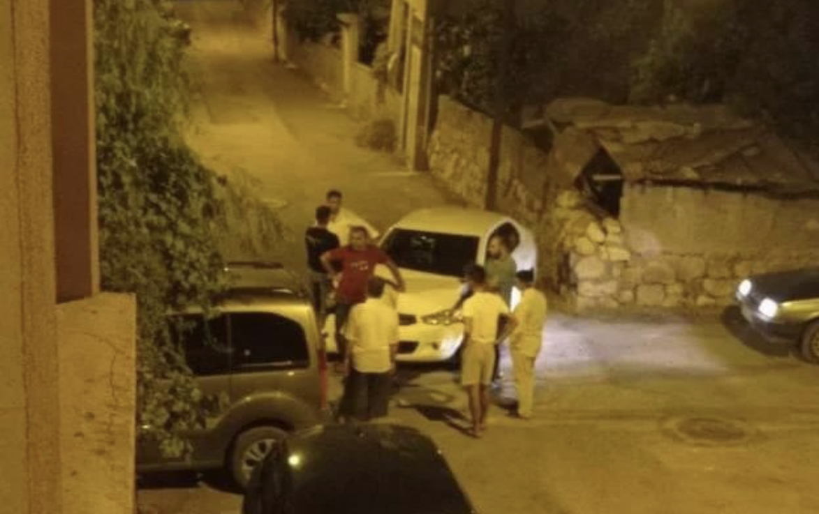 Kurtalan’da meydana gelen kazada 3 kişi yaralandı. Edinilen bilgilere göre,