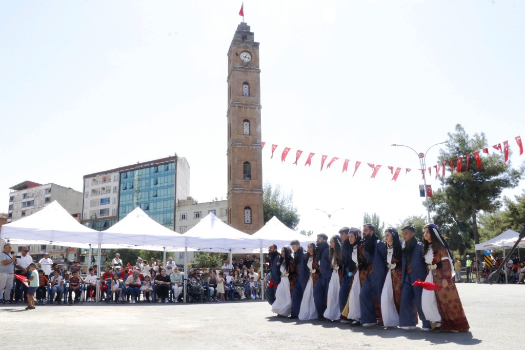 Siirt’te 30 Ağustos Zafer Bayramı’nın 100. Yıldönümü Coşkuyla Kutlandı