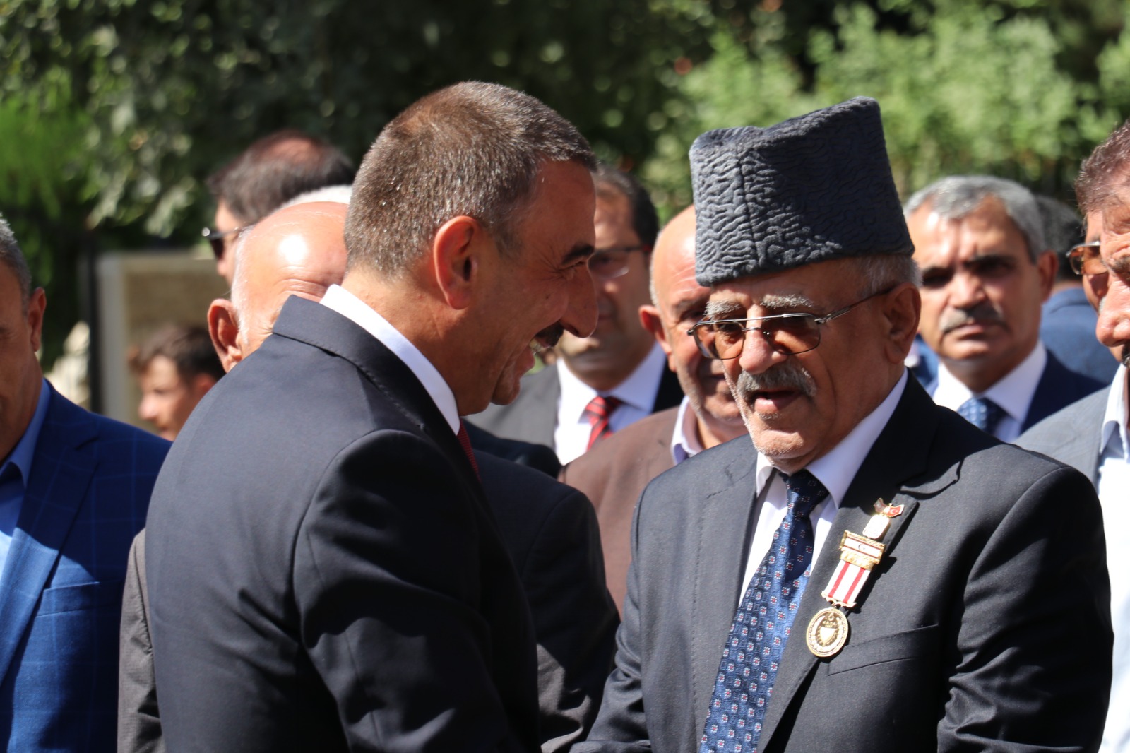 SİİRT’TE 19 EYLÜL GAZİLER GÜNÜ TÖRENLERLE KUTLANDI Devletimizin kurucusu Ulu Önder Gazi Mustafa Kemal Atatürk’e, Türkiye Büyük