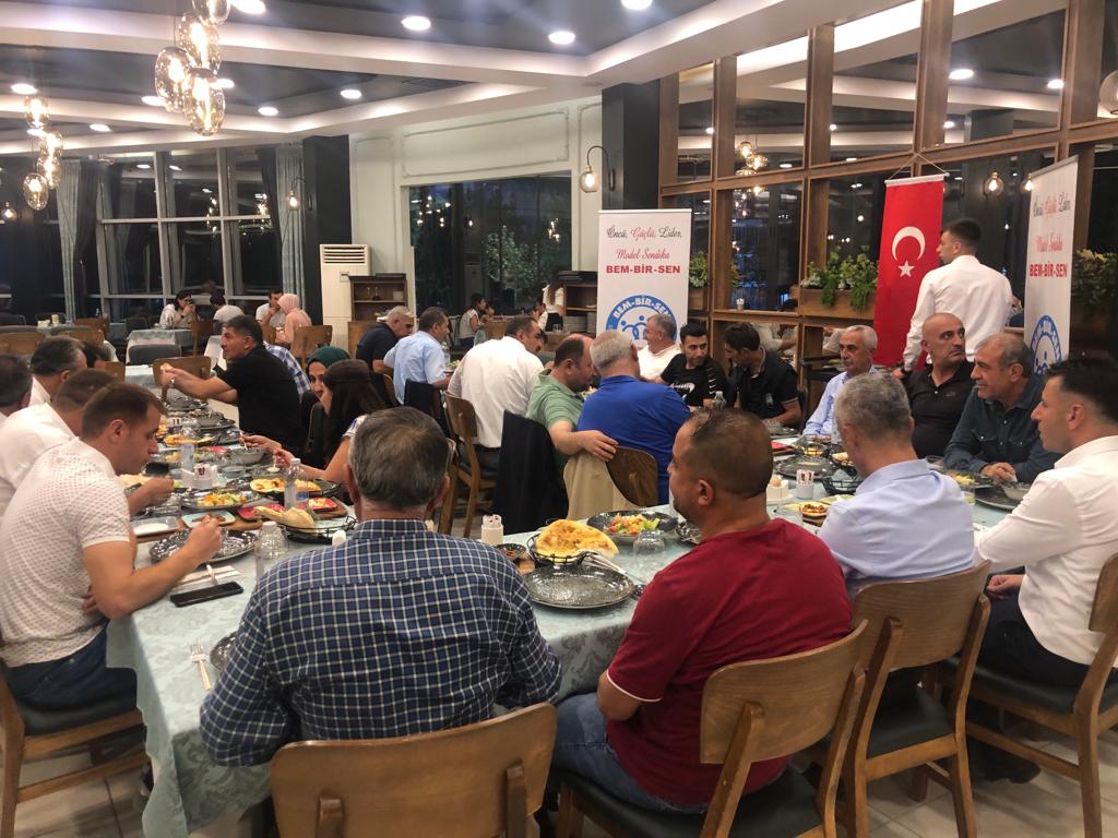 Zabıta Haftası Kutlanıyor Bem-Bir Sen Zabıtaları Unutmadı Belediye zabıtaları haftası kutlanıyor. Her yıl 1-7 Eylül tarihleri arasında