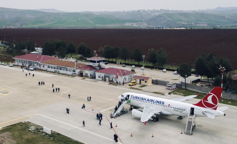 Gazeteci Yazar Ayhan Mergen Yazdı, “Vatandaşlar Siirt Havalimanı Konusunda Güçlü Bir Lobi İstiyor”