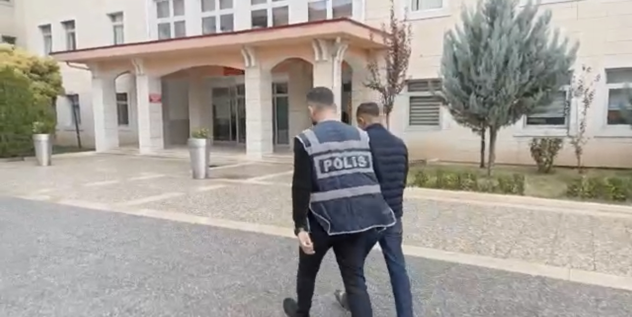 Siirt’te İnşaattan ve Halk Ekmek Büfelerinden Hırsızlık Yapan Şahıs Tutuklandı