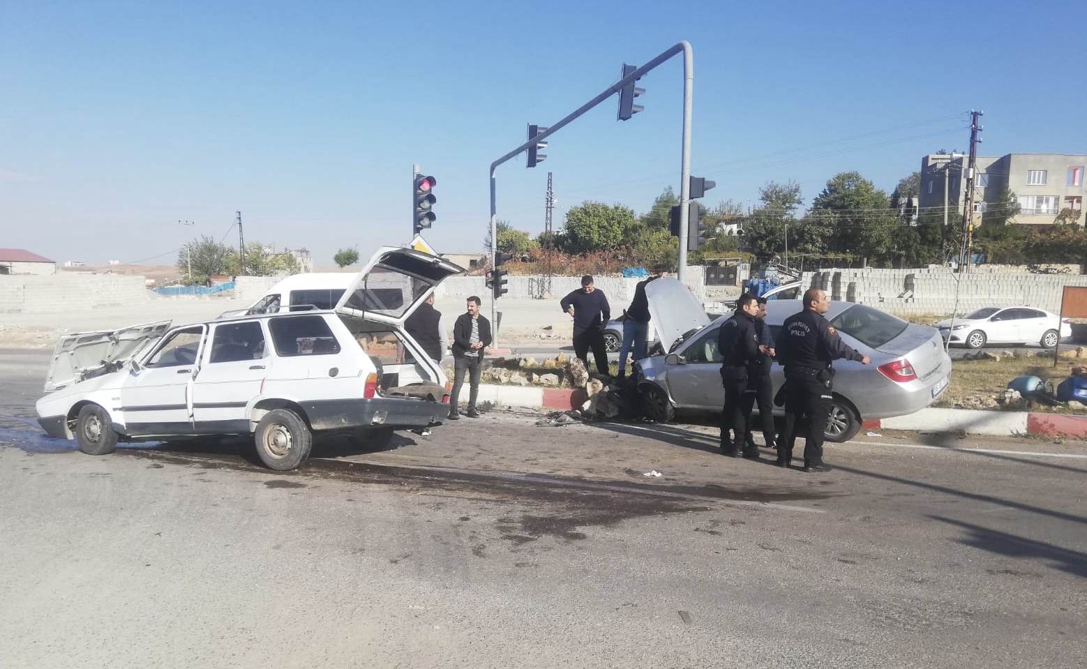 Siirt’te Meydana Gelen Trafik Kazasında 4 Kişi Yaralandı