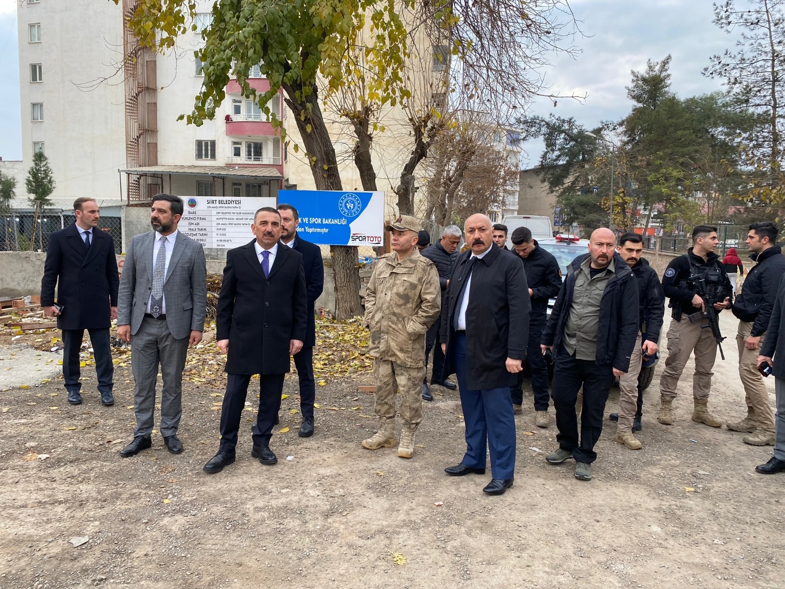 Siirt’te Çok Amaçlı Spor Salonu İnşa Ediliyor, Siirt Valisi İncelemelerde Bulundu