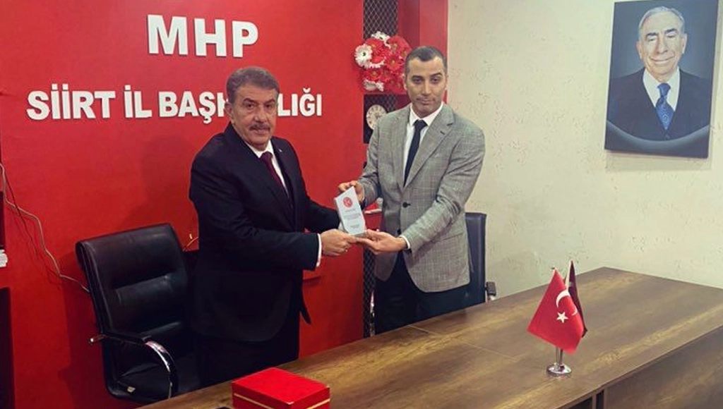 MHP Siirt İl Teşkilatında Bayrak Değişimi Milliyetçi Hareket Partisi (MHP) Siirt İl Teşkilatında bayrak değişimi yaşandı.