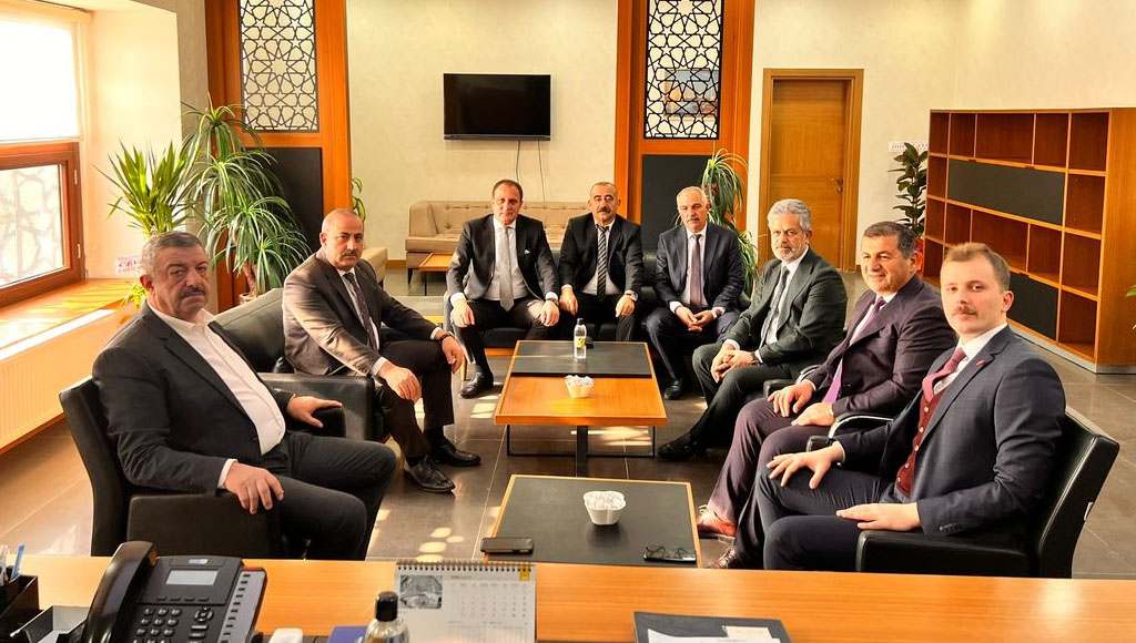 Siirt ilçe ve belde belediye başkanları  bir süre önce il