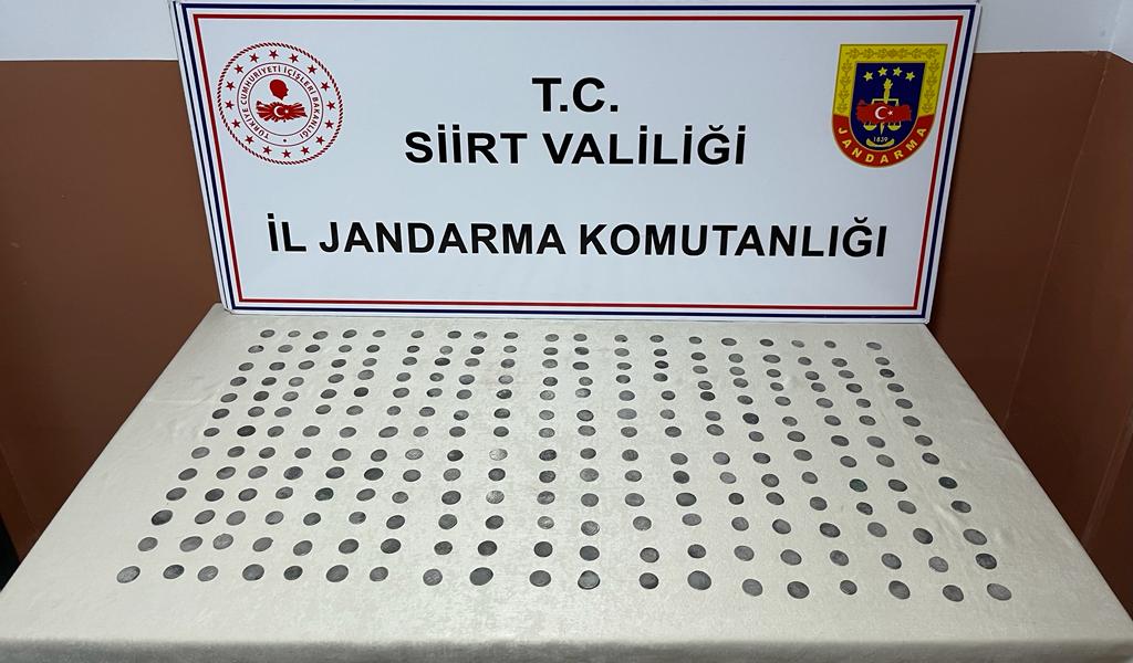 Siirt’te tarihi eser kaçakçıları suç üstü yakalandı