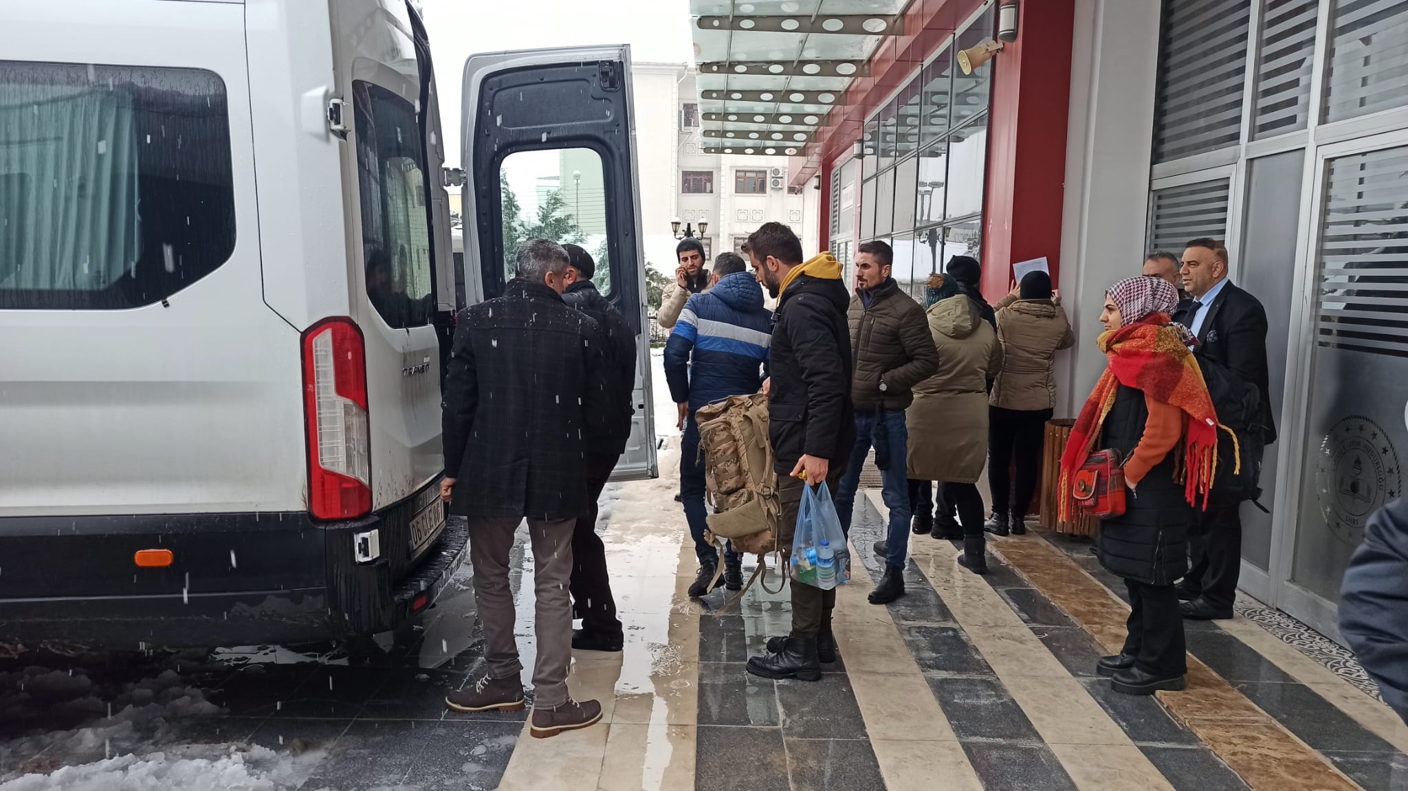 Siirt’ten deprem bölgesine yardımlar