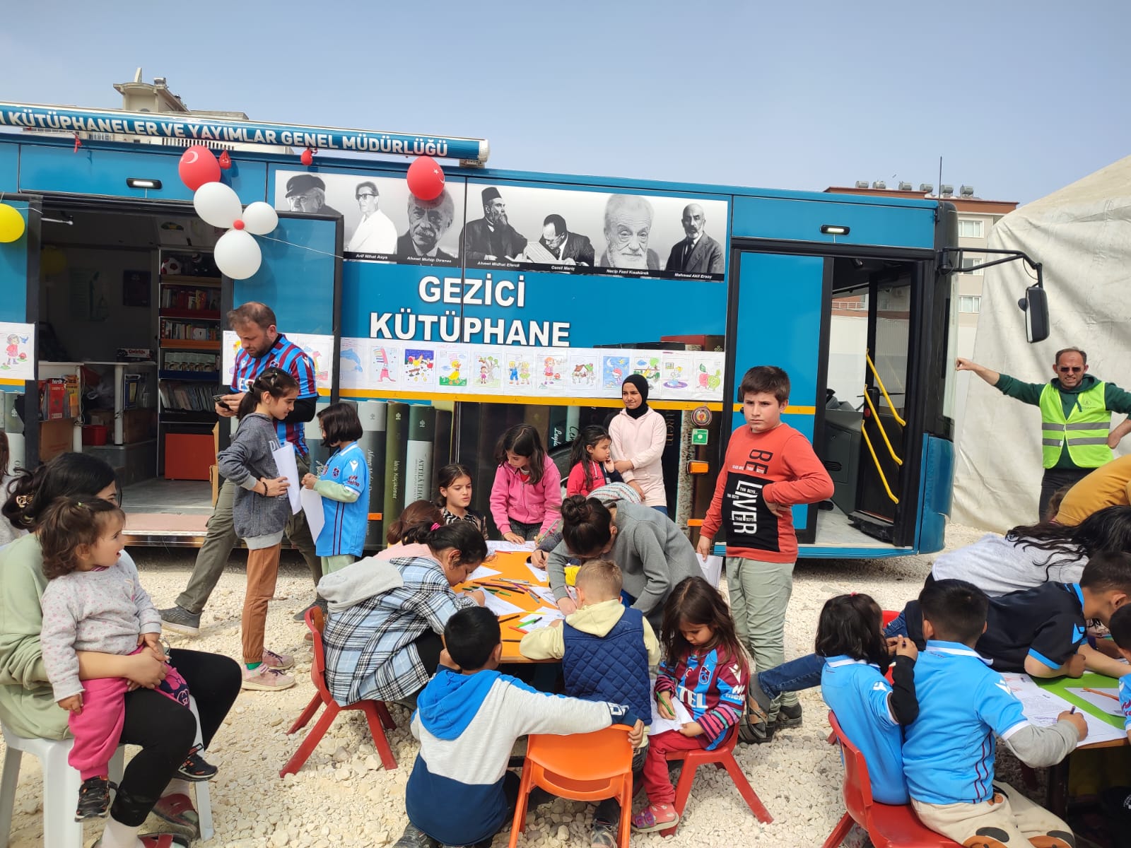 Siirt Gezici Kütüphanesi, Deprem