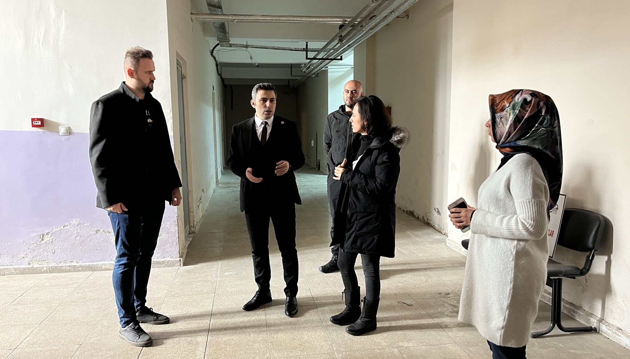 Siirt’in Şirvan ilçe kaymakamı Emrah Bütün eğitim kurumlarında incelemeler yaptı.