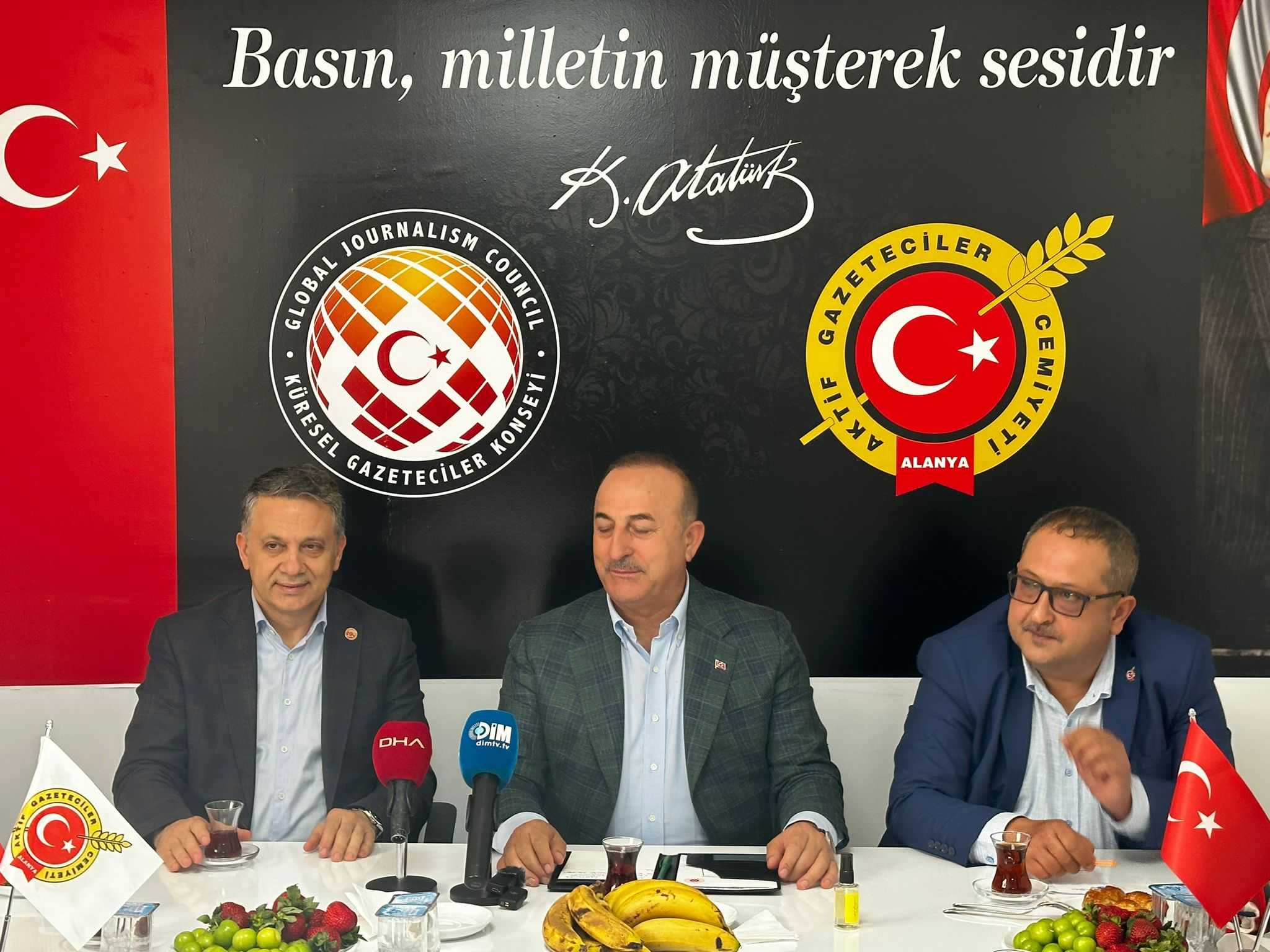 Dışişleri Bakanı Mevlüt Çavuşoğlu,