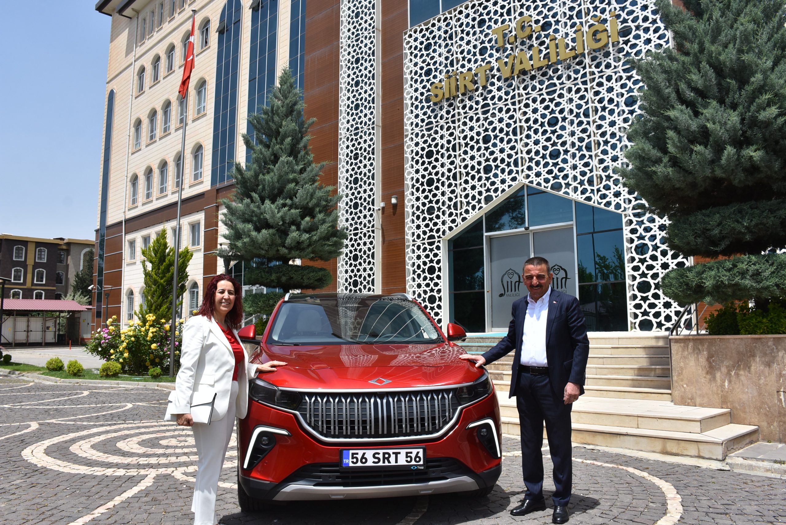 Yerli ve Milli otomobil TOGG Türkiye genelinde hak sahiplerine ulaştırılırken,