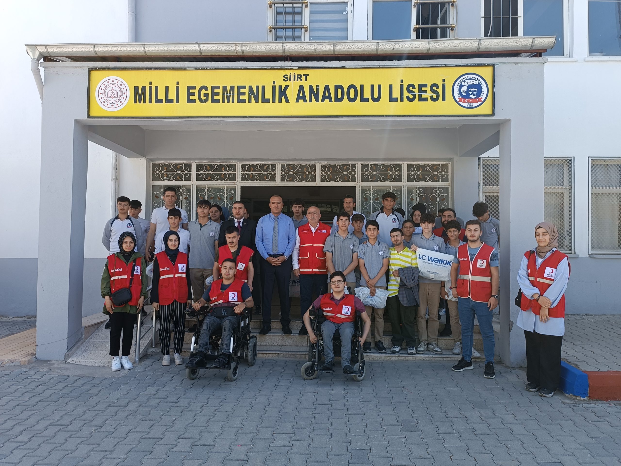 Kızılay gönüllülerinden Milli Egemenlik