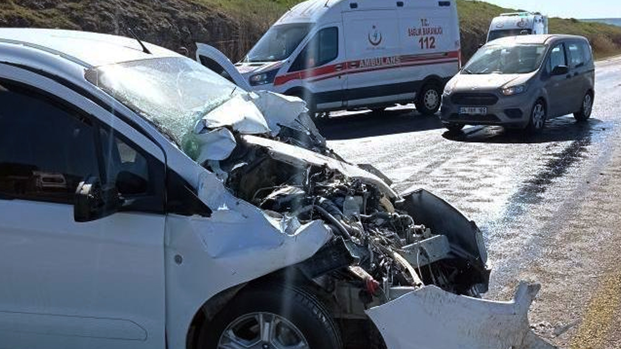 Siirt-Batman karayolunda meydana gelen bir kaza sonucunda 3 kişi yaralandı.