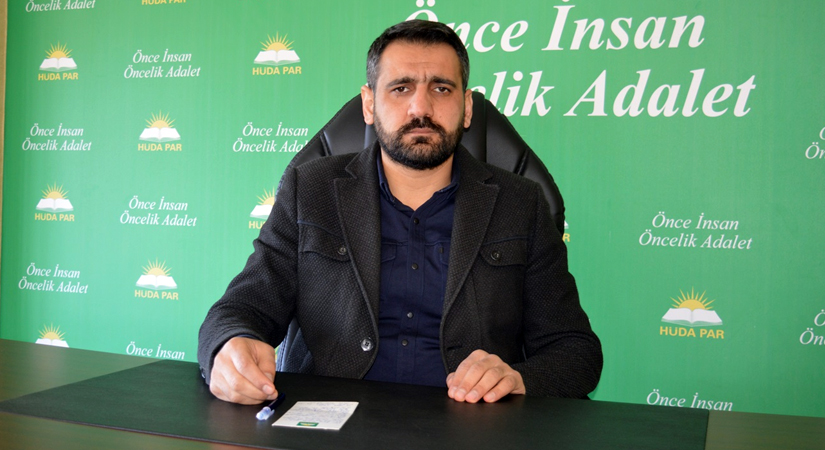 Hüda-Par Siirt İl Başkanı Abdülhakim Tekin’den Adana’da Parti İl Başkanlığı’na Yapılan Saldırıya İlişkin Açıklama Hüda-Par il başkanı Abdülhakim Tekin bu gün Adana da partilerinin