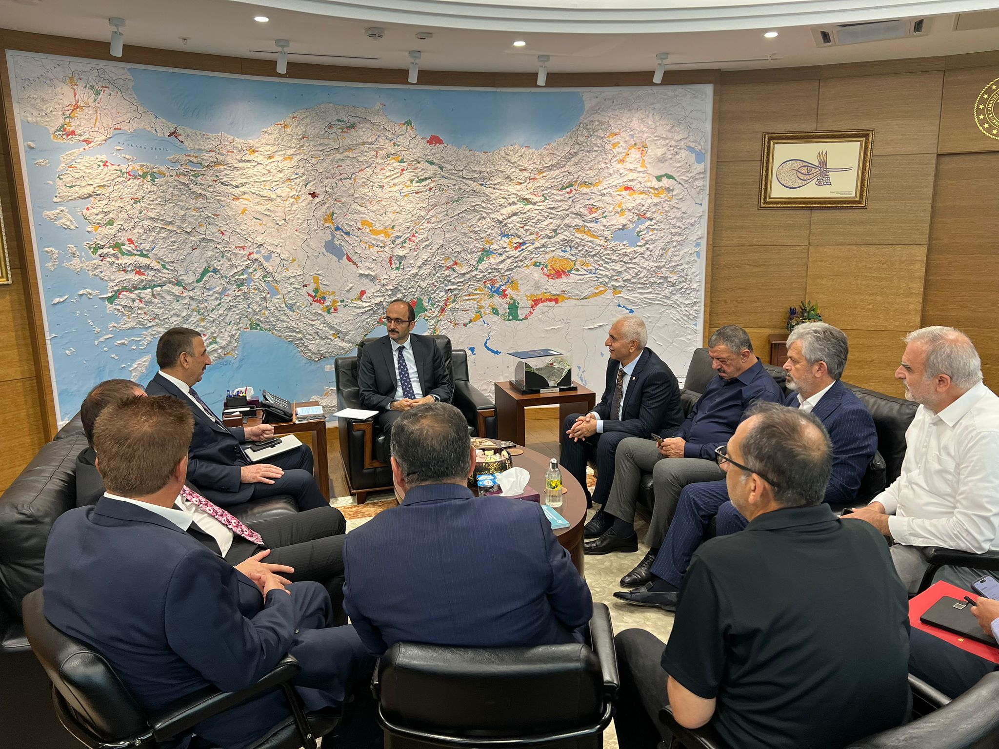 Siirt Heyeti Ankara’da! DSİ Genel Müdürü ile Su Sorunu Ele Alındı ve Üst Yapı Projeleri Görüşüldü, Somut Adımlar Atılacak… Siirt Valisi Osman Hacıbektaşoğlu, Siirt Ak Parti Milletvekili Mervan Gül