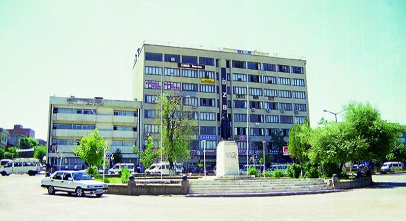 Siirt İl Özel İdaresi Gayrimenkulleri Açık Artırmayla Satışa Sunuluyor Siirt il Özel İdaresi sahip olduğu gayrimenkullerini satışa çıkardı. Edinilen