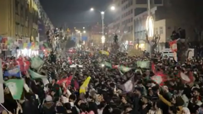 Siirt Belediye Başkanlığı seçimini kazanan DEM Parti de kutlamalar yapılıyor.