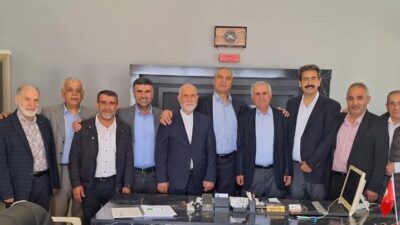 SİİRT VAKFI ARMUTLU ŞUBESİNDE BAYRAK DEĞİŞİMİ! YENİ BAŞKAN HÜSEYİN ÇETİN OLDU Siirtliler Eğitim Kültür ve Yardımlaşma Vakfı Armutlu Şubesinde görev değişimi