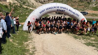 TÜRKİYE DAĞ KOŞUSU SİİRT ERUH’TA YAPILDI Siirt'in Eruh ilçesi değişik bir gün yaşadı. Sporda ilk defa