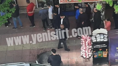 Ramazan Bayramı'nın gelmesiyle birlikte, Siirt'te bazı fırıncılar geleneksel olarak işyerlerini