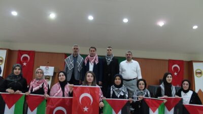 Gazze’de yaşanan insanlık dramı telin edilmeye devam ediyor.