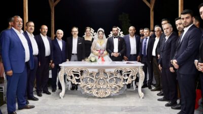 OLGAÇ AİLESİNDEN TEŞEKKÜR Biricik çocuklarımız Umut ve Mizgin’in düğününe teşrif ederek bu mutluluklarını