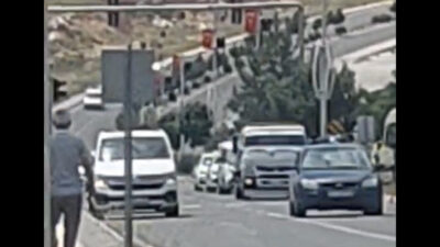 Siirt’te Trafik Kazası: 6 Yaralı Siirt'te, Kurtalan yolu üzeri Afetevler Mahallesi yakınlarında otomobil ve şehir