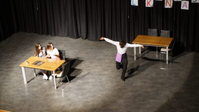 Siirt Gazi Anadolu Lisesi’nin Sene Sonu Gösterisi Büyüledi Gazi Anadolu Lisesi öğretmen ve öğrencilerinin hazırladığı sene sonu gösterisi