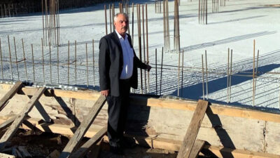 Siirt'in Pervari ilçesine bağlı Beğendik Beldesi Belediye Başkanı Gürgün Özdemir'in