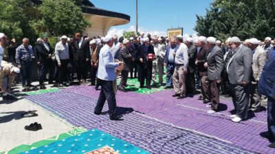 Siirt'in yetiştirdiği büyük mutasavvıf ve alimlerinden şeyh Muhammed Kazım Hz.