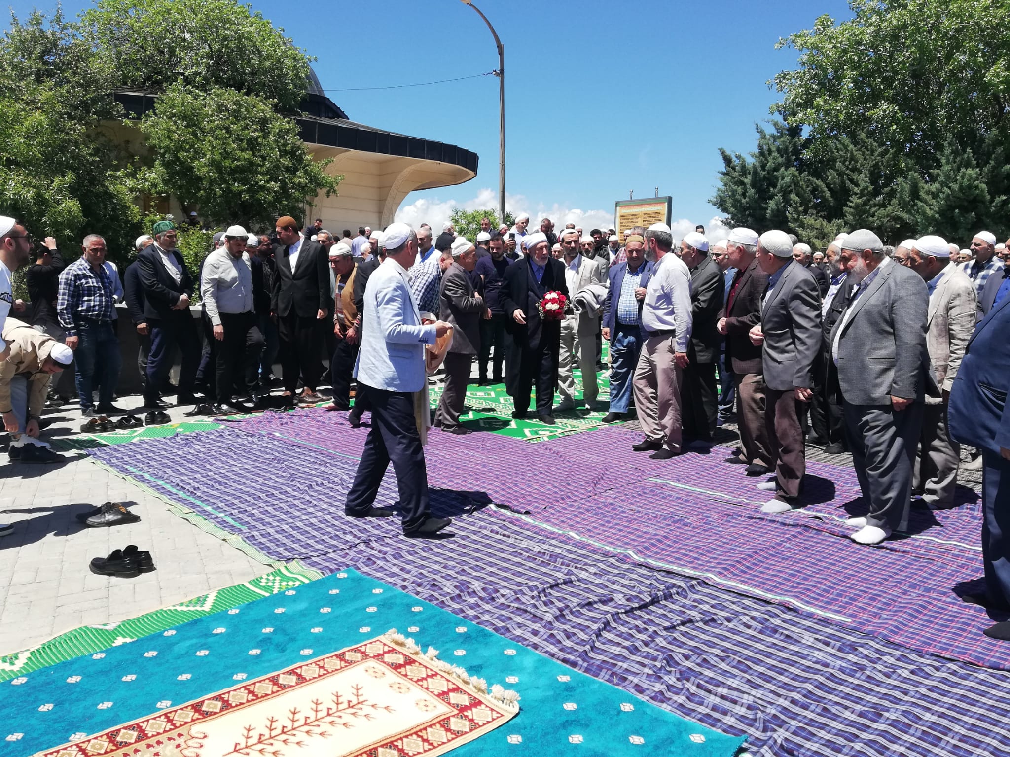 Siirt’te Şeyh Muhammed Kazım’ı Anma Etkinliği Başladı… İl Dışından Çok Sayıda Kişi Siirt’e Geldi!