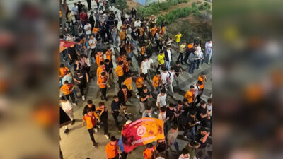 Trendyol Süper Lig’in 2023-2024 sezonunu şampiyon olarak bitiren Galatasaray’ın taraftarlarları,