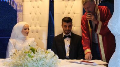 Siirt'in iki köklü ailesi Özavcı ile Akkoyun ailelerinin gençleri düzenlenen